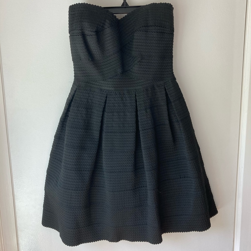 B. Darlin Strapless Bandage Dress - Picture 2 of 3